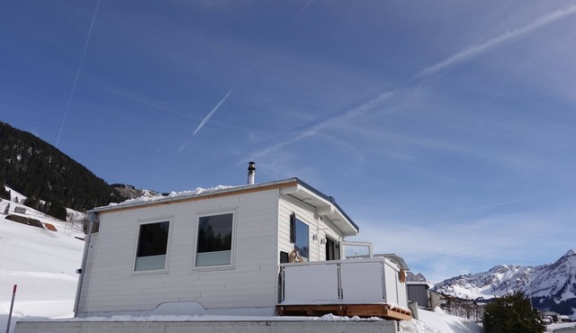 SOLAR TINYHOUSE - UNIQUE IN SWITZERLAND