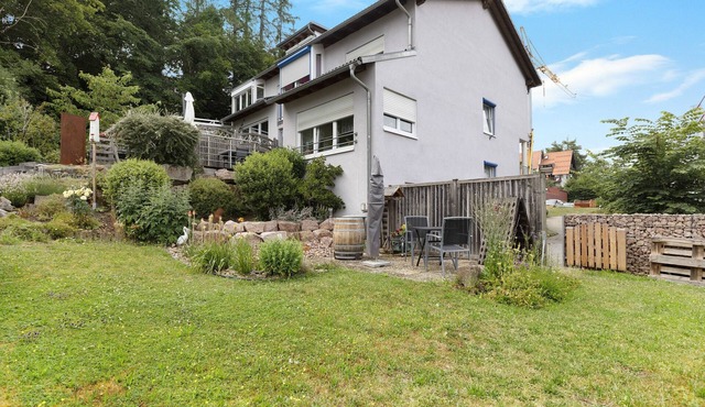 Studio Apartment 'Ferienwohnung Im Bohrer' with Terrace, Shared Garden & Wi-Fi in Donaueschingen
