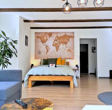 Studio-Apartment mit Garten, Parkplatz & Küche in Offenburg