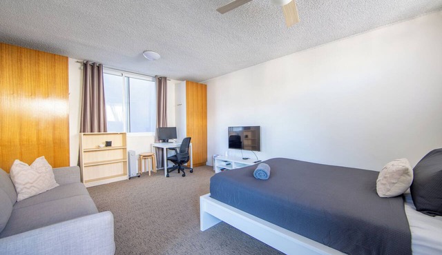 Studio Apartment Steps from Bondi Beach