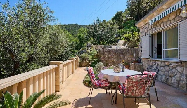 Studio flat with terrace and sea view Prožurska Luka, Mljet (AS-22337-a) in Maranovici