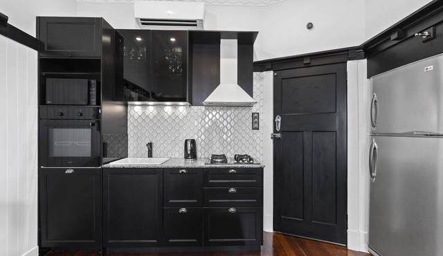 Stunning Art Deco 1 Bedroom, Wifi & Parking Close to Southbank