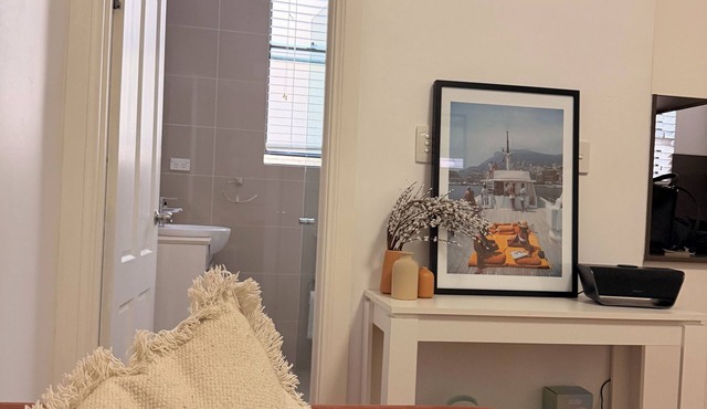 Styled Bondi one-bed | 15 min walk to beach, cafés 2 mins & Westfield nearby.