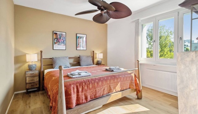 Stylish Apartment near Main Station (301-16)