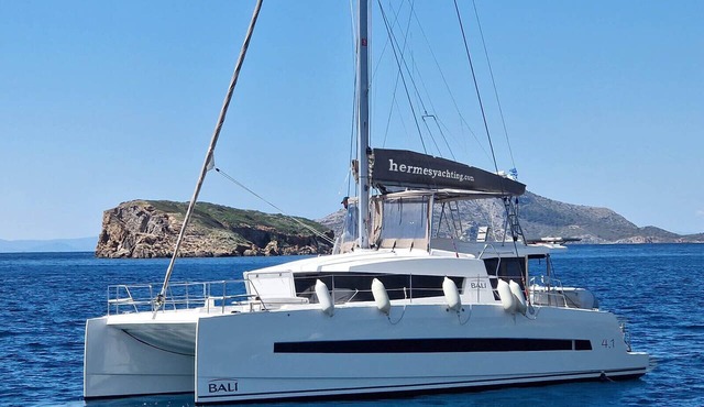 Sun-Kissed Sailing Adventure in the Saronic Islands