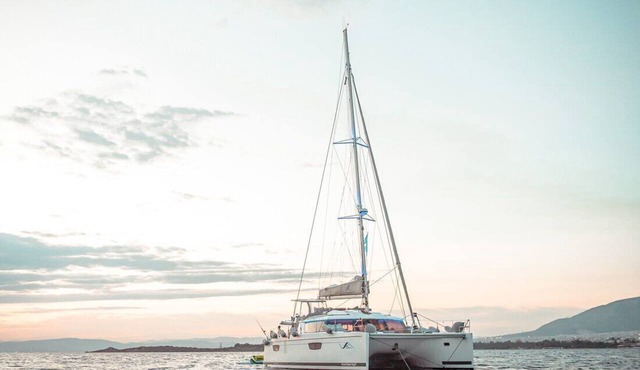 Sun-Kissed Sailing Adventure in Islas Sarónicas