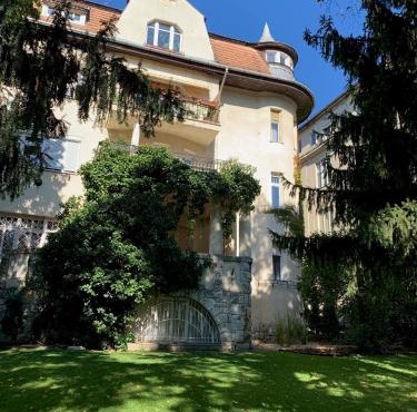 Superb Studio plus 60 sqm Terrace in the Greens of Buda City Centre