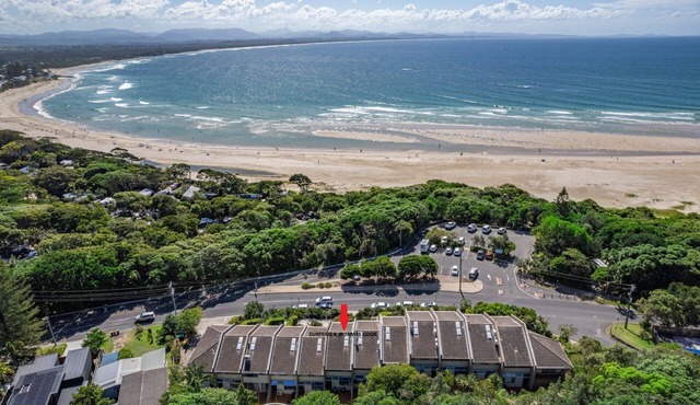 Surfside 6 at James Cook - Clarkes Beach