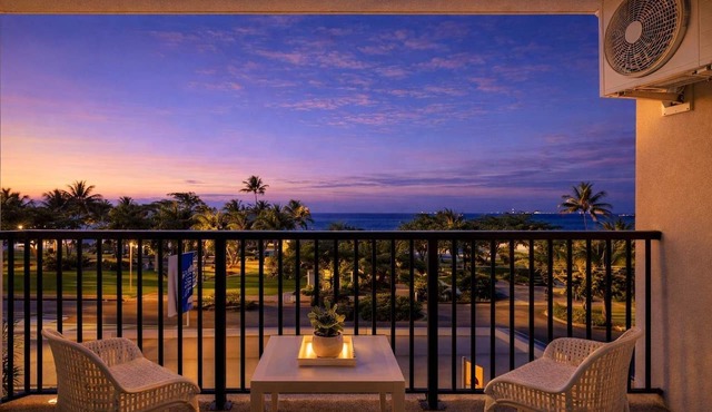 The Strand Townsville | Ocean View | Pool & Parking