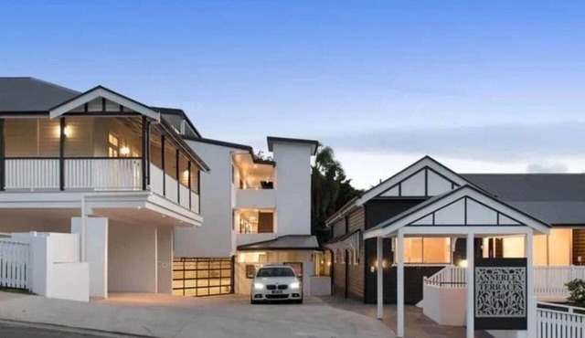 The Studio @ Annerley - Near CBD Transport & Shops