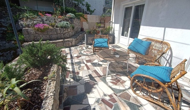 Three bedroom apartment with terrace Trpanj, Pelješac (A-15995-a)
