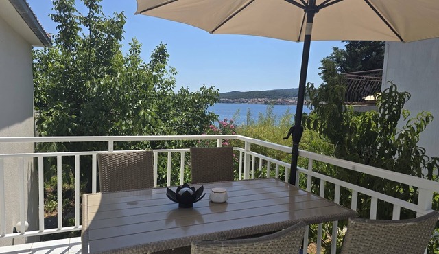 Two bedroom apartment near beach Kučište - Perna, Pelješac (A-4542-b)
