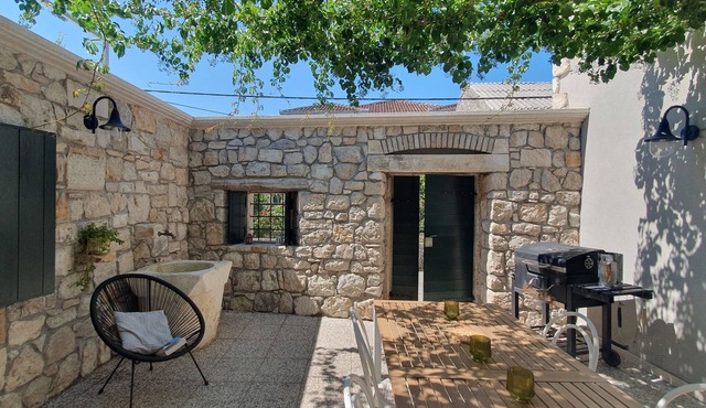 Vacation home in the Neretva delta, 10 minutes from the Adriatic Sea