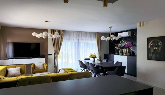 Villa Golden Grain - Four Bedroom Villa