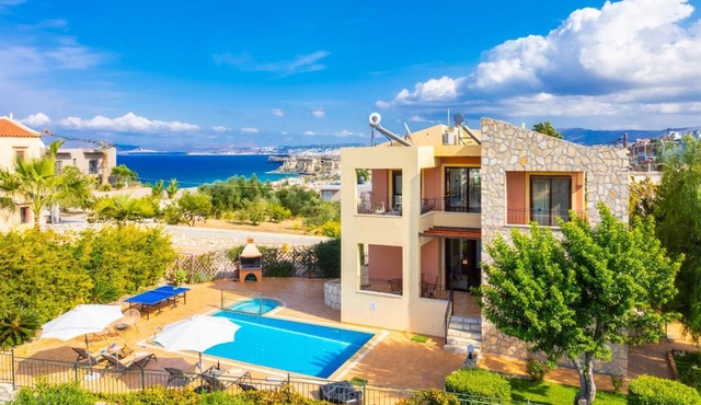 Villa Pasiphae 1 - Three Bedroom Villa, Sleeps 6 in Stalos