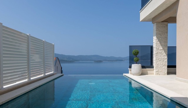 Villa Sole Komarna by Villas Guide