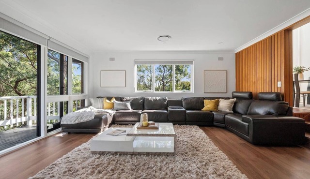 Warrina Retreat Parkside Serenity near Urban Life