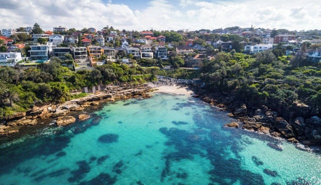 Waterfront beachside paradise Coogee, Gordons Bay, Sydney