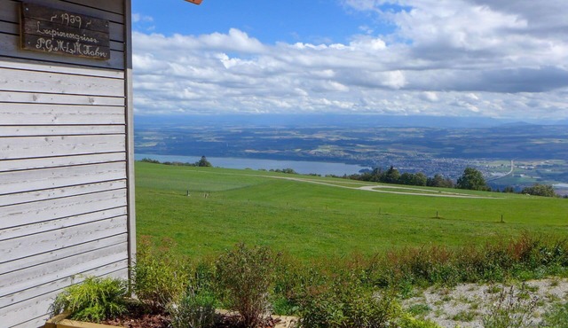 Wonderful private villa for 6 people with WIFI, pets allowed and panoramic view