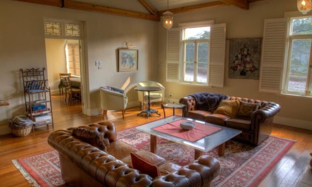 Ebenezer Bed & Breakfast | Tizzana Winery Bed & Breakfast
