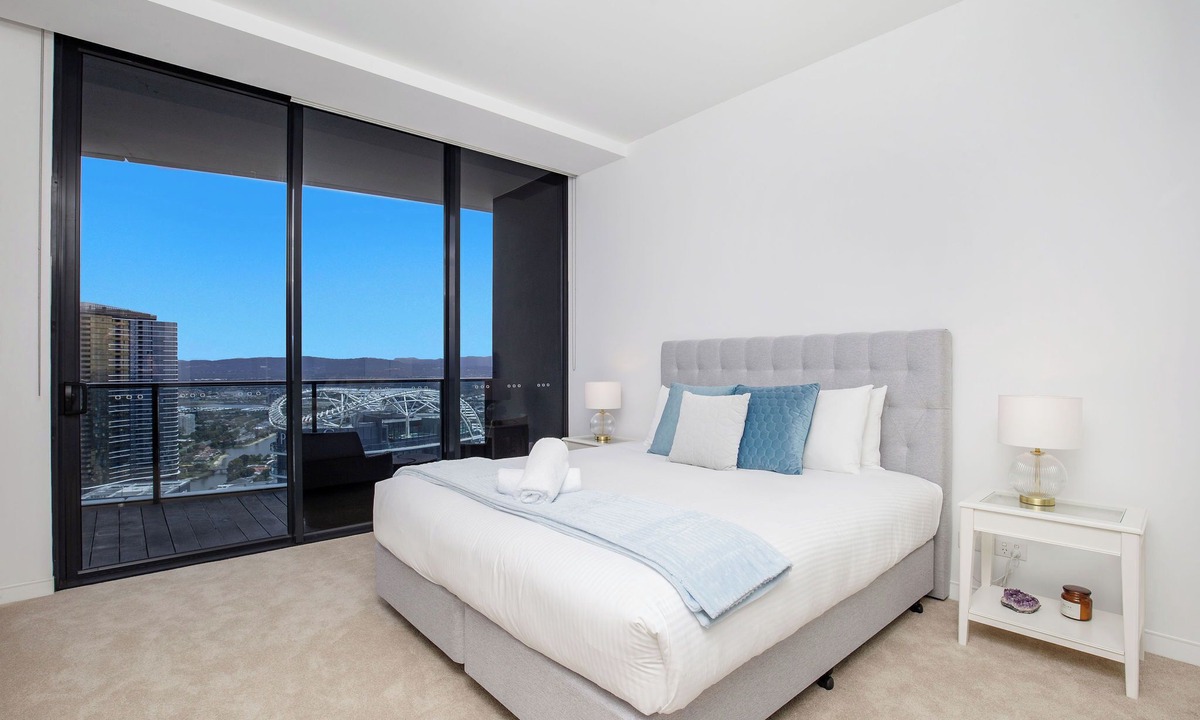 Broadbeach Apartment | Breathtaking Ocean Views Sub-Penthouse 46th floor