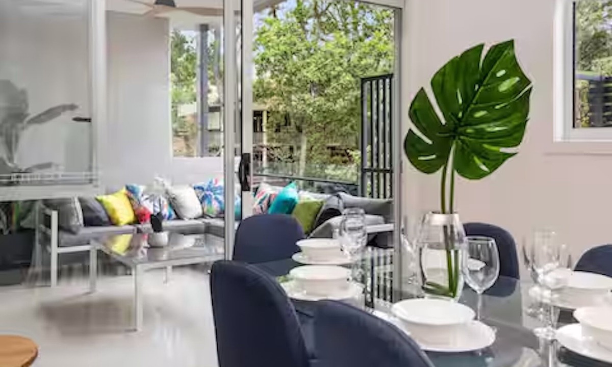 Auchenflower Apartment | Park Avenue Luxe 1BR - 4km to City, Outdoor BBQ