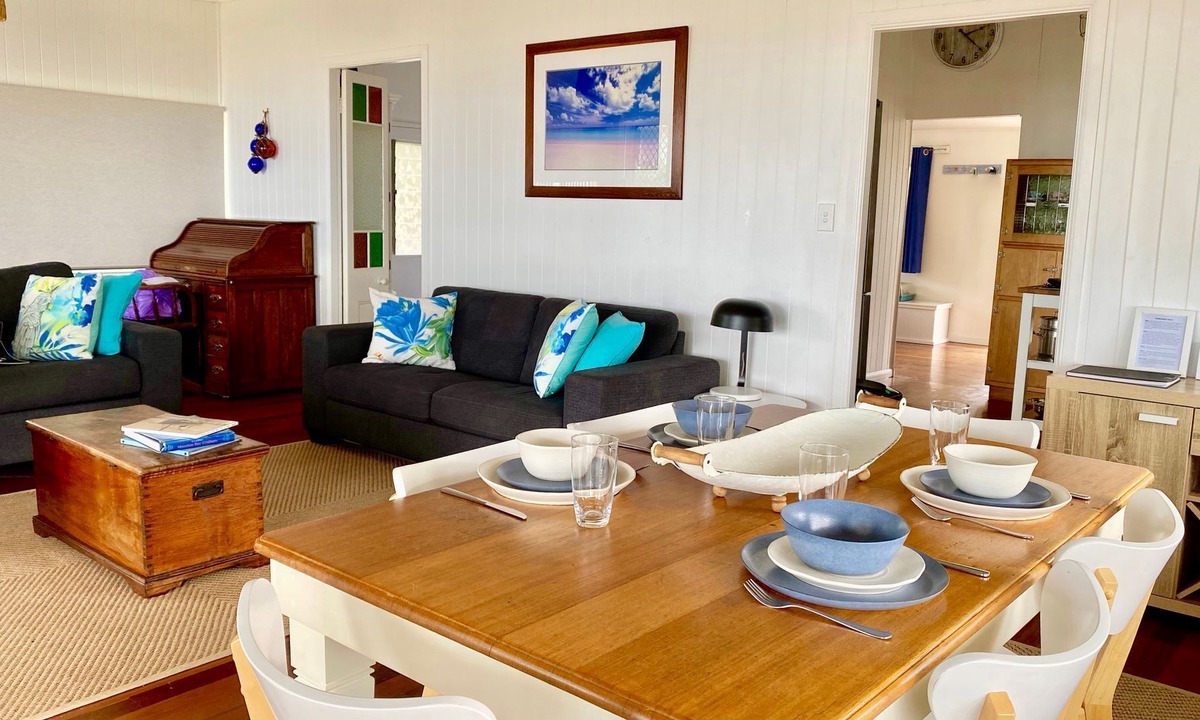 Traviston House | Burrum Beach House-Waterfront-Private Jetty-2BR