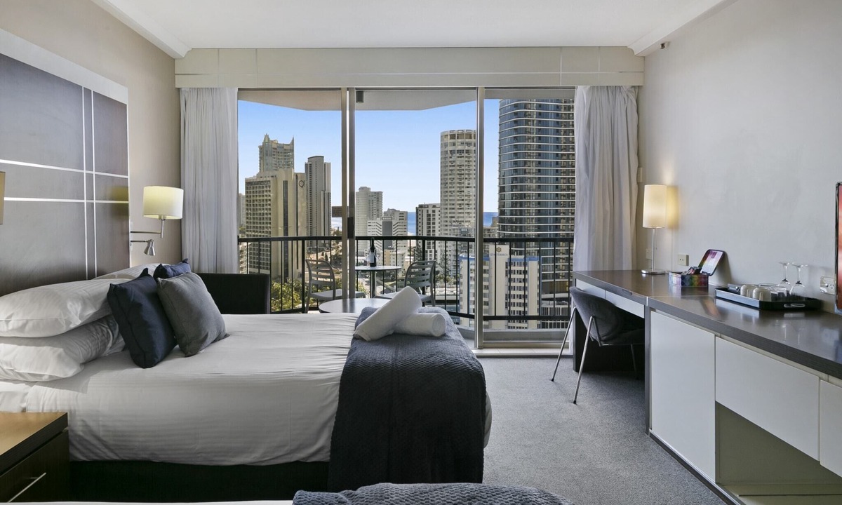 Surfers Paradise Apartment | Ocean View 2-Bed Studio In the Heart of Surfers