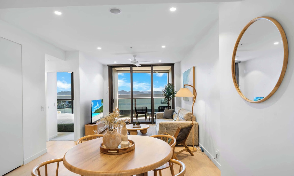 Brisbane Central Business District Apartment | The Skyline - Brand NEW Queens Wharf Japandi 2BR with Pool and Gym