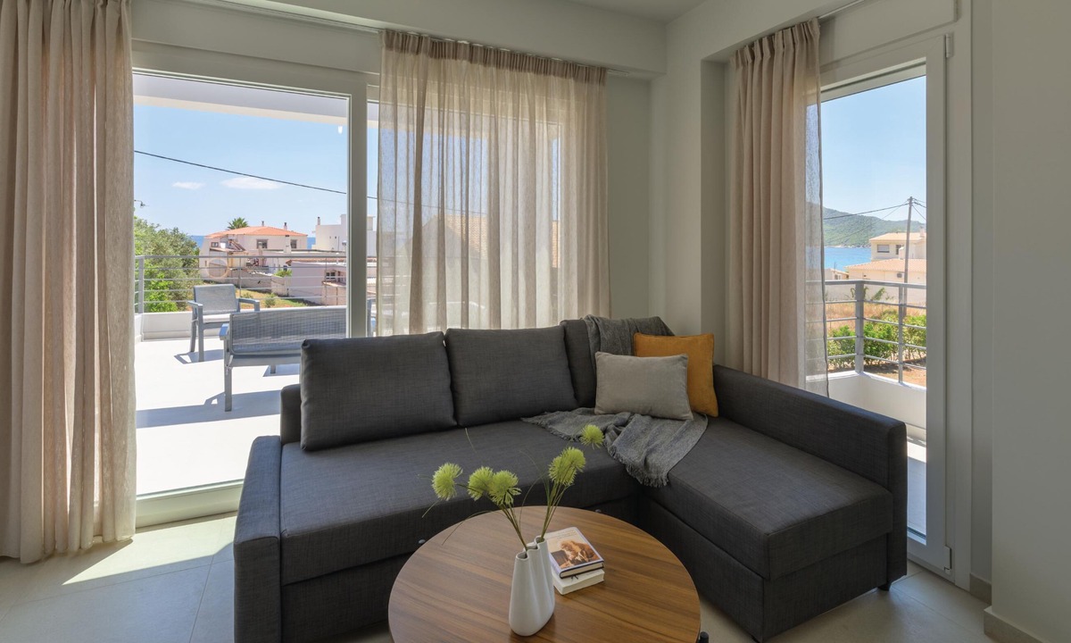 Spata-Artemida Villa | Komos Villas by Airstay
