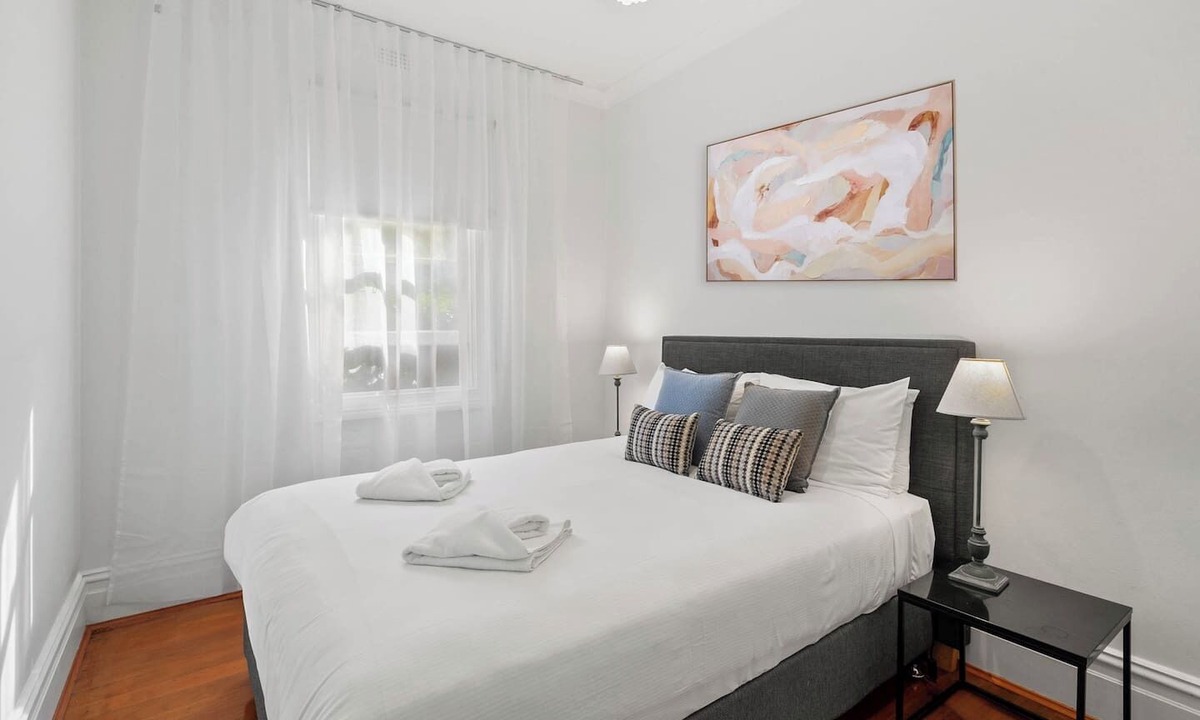 Ashfield Apartment | Courtyard Esperanza Sunny Heritage Chic