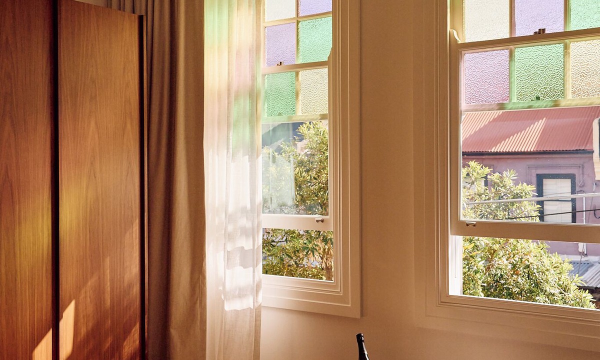 Newtown Apartment | Flora Suite – Boutique Apartment in Newtown