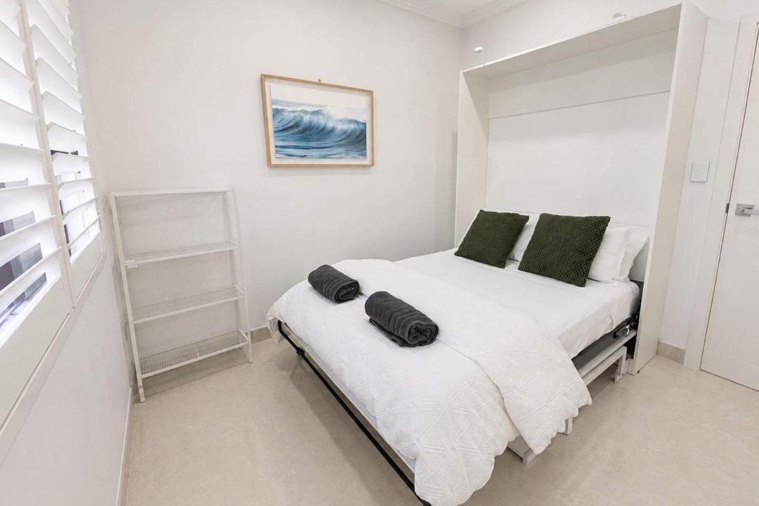 Regents Park Apartment | Cara Luxe Stays at Regents Park near Olympic Park and DFO