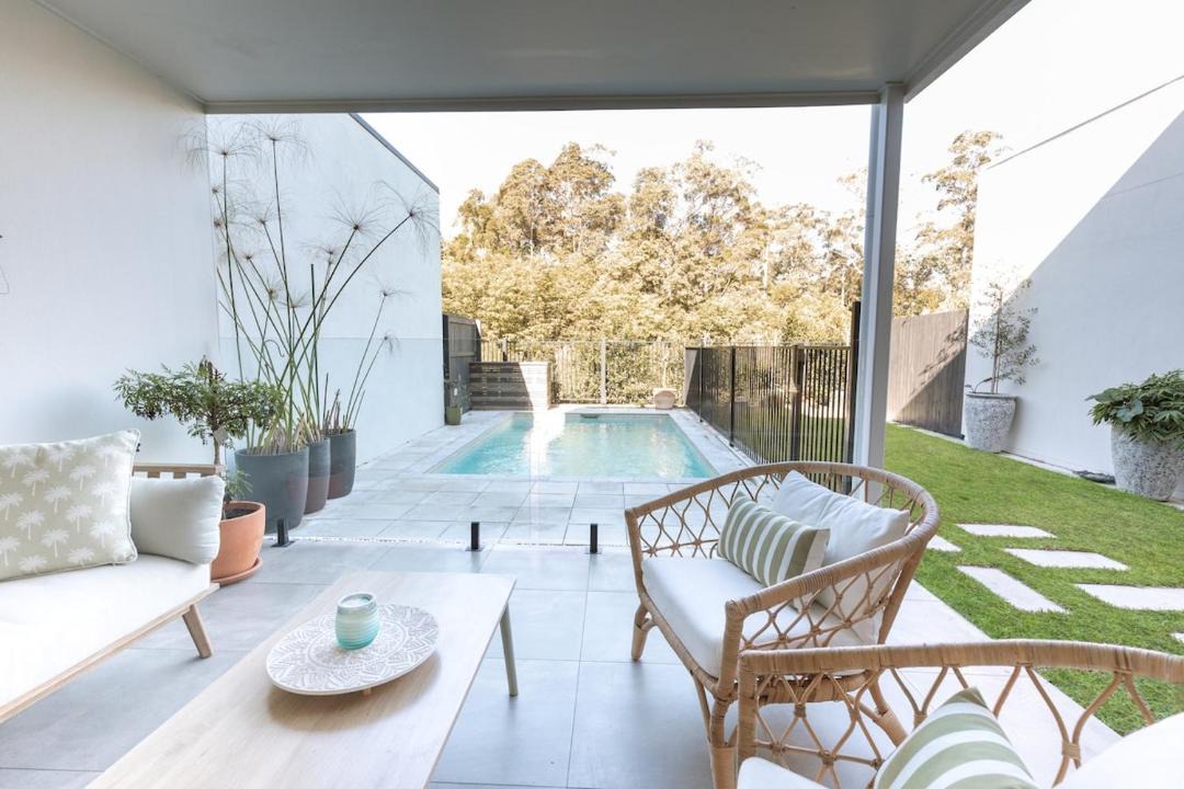Forest Glen House | Contemporary Home with Pool 15mins to Beach 20mins to Australia Zoo