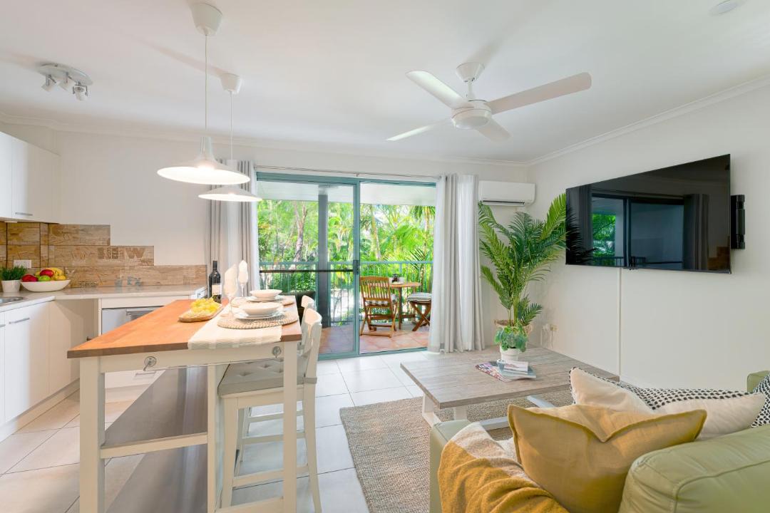 Sunshine Beach Apartment | Chez Noosa Holiday Apartments
