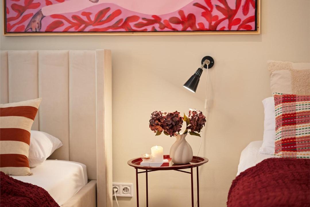 Palace District Apartment | Designer 3BR Loft & Mezzanine Near Synagogue Stay