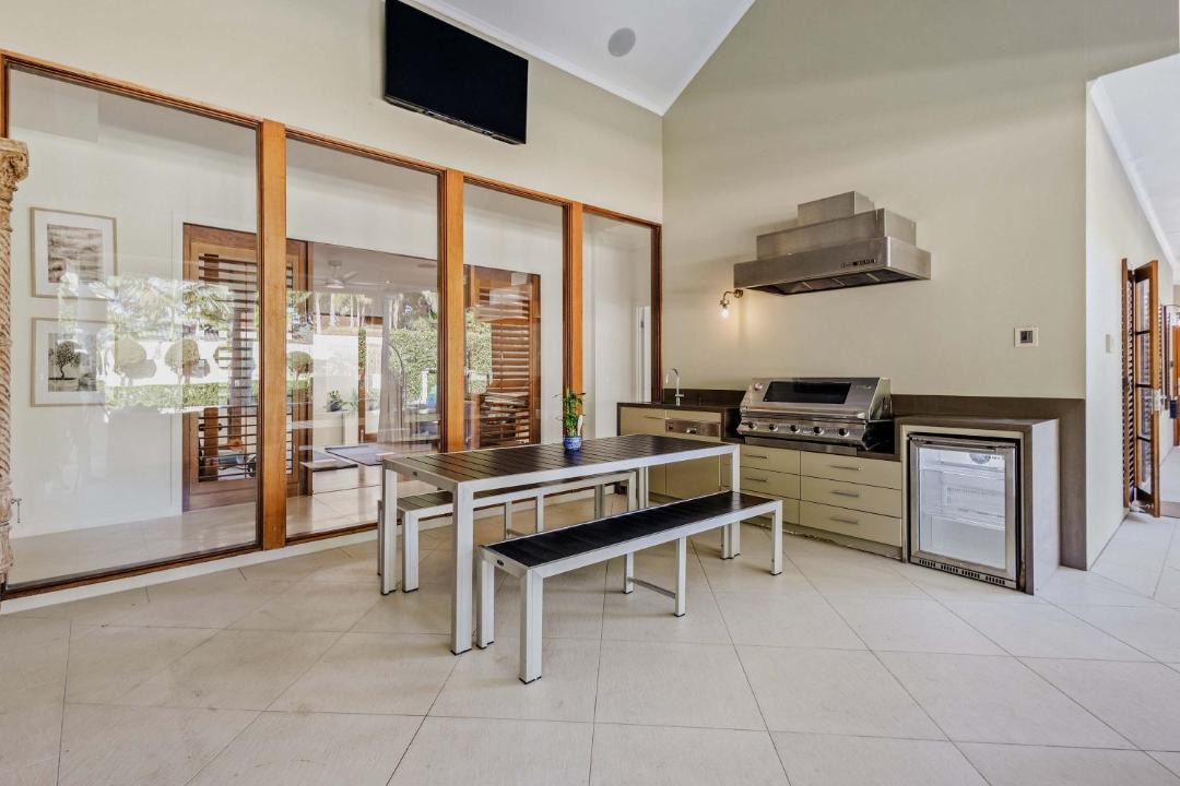Southport House | 5 BR 4B Pool Yoga Near Turf Club and Hota