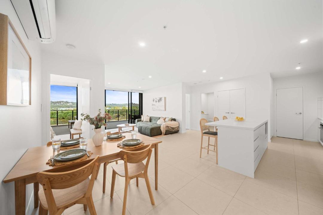Maroochydore Apartment | The Corso - Sophisticated Living with Waterway Views