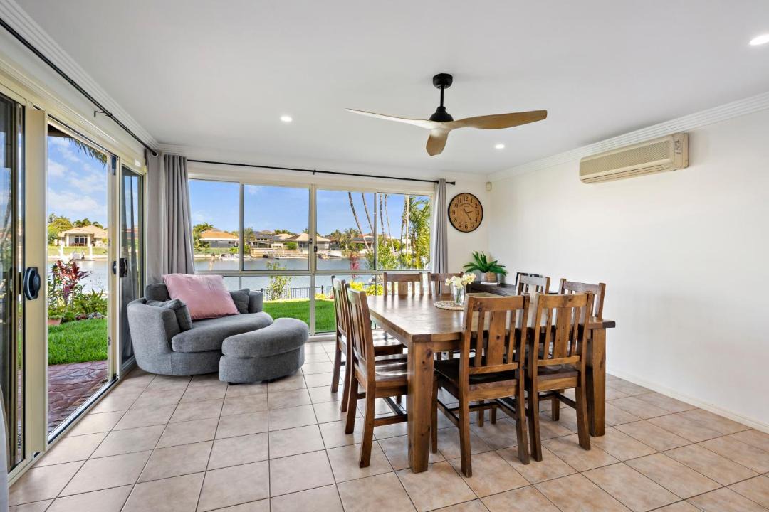 Banksia Beach House | Family Tides Waterfront Home on the Canal