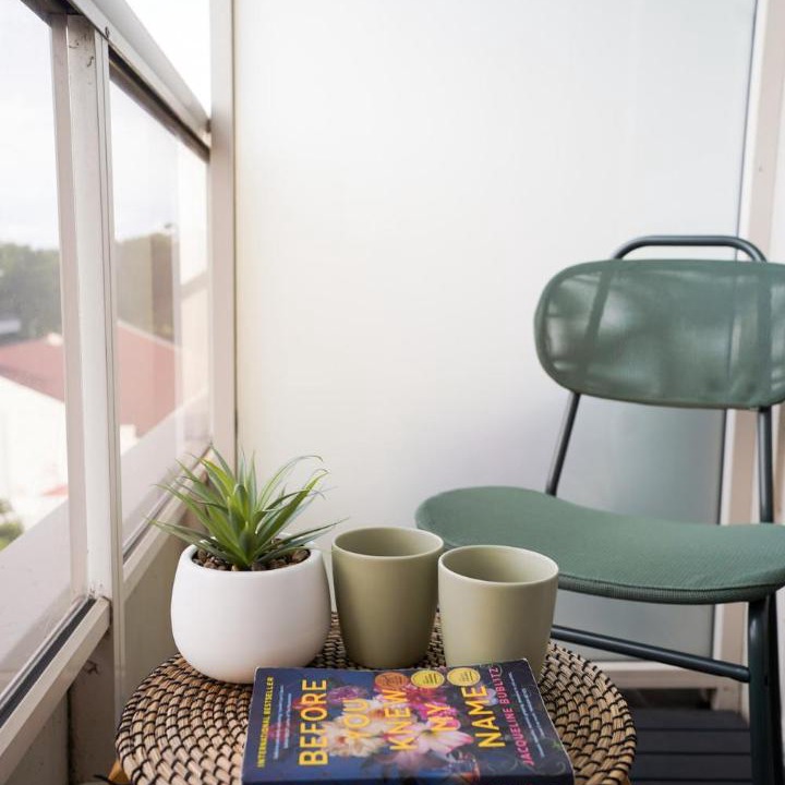 Waterloo Apartment | 1BED-Sydney-POOL-Gym-Sleeps 4 Guests
