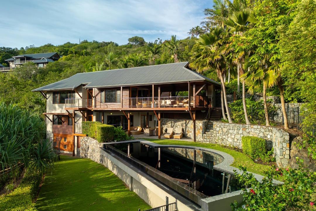 Hamilton Island House | Indulge in the Lap of Luxury, Iluka is Your Private Ocean-view Haven on Half an Acre with Infinity Pool and Two Golf Buggies
