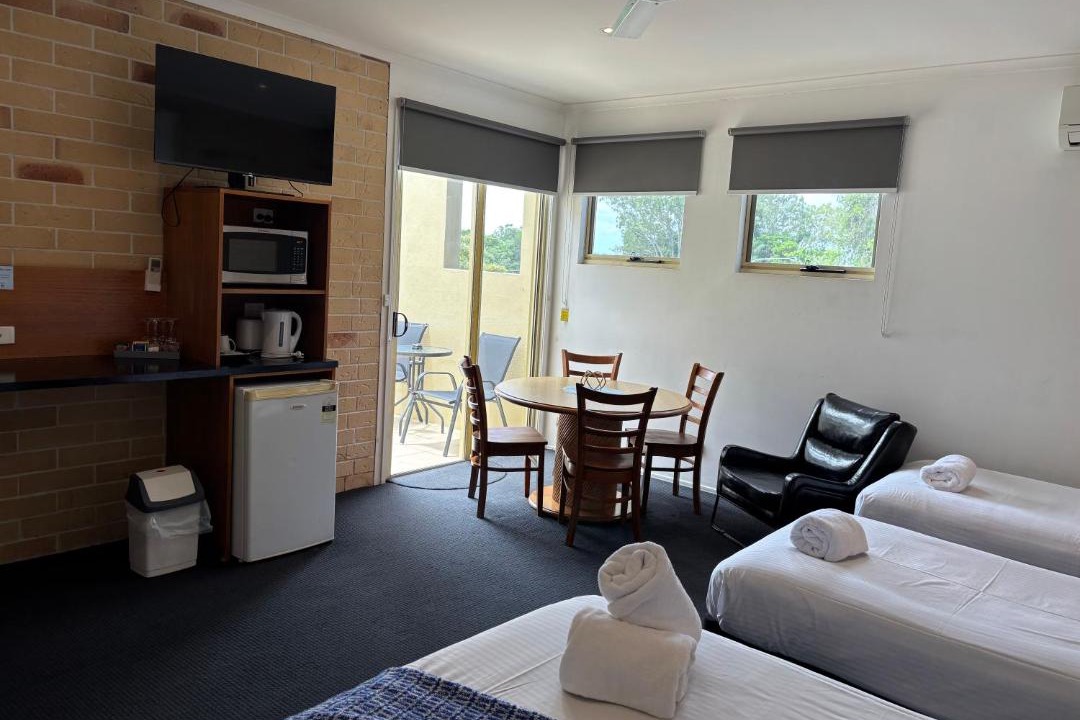 Caboolture South Hotel | Caboolture Riverlakes Boutique Motel