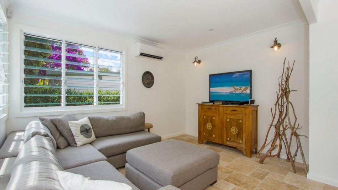 Pearl Beach House | Beachworth - Wifi & Pet Friendly