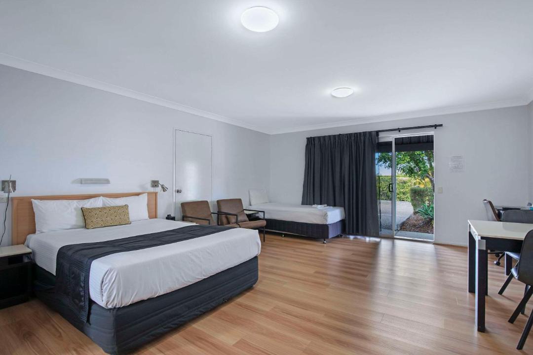 Carseldine Hotel | Comfort Inn North Brisbane