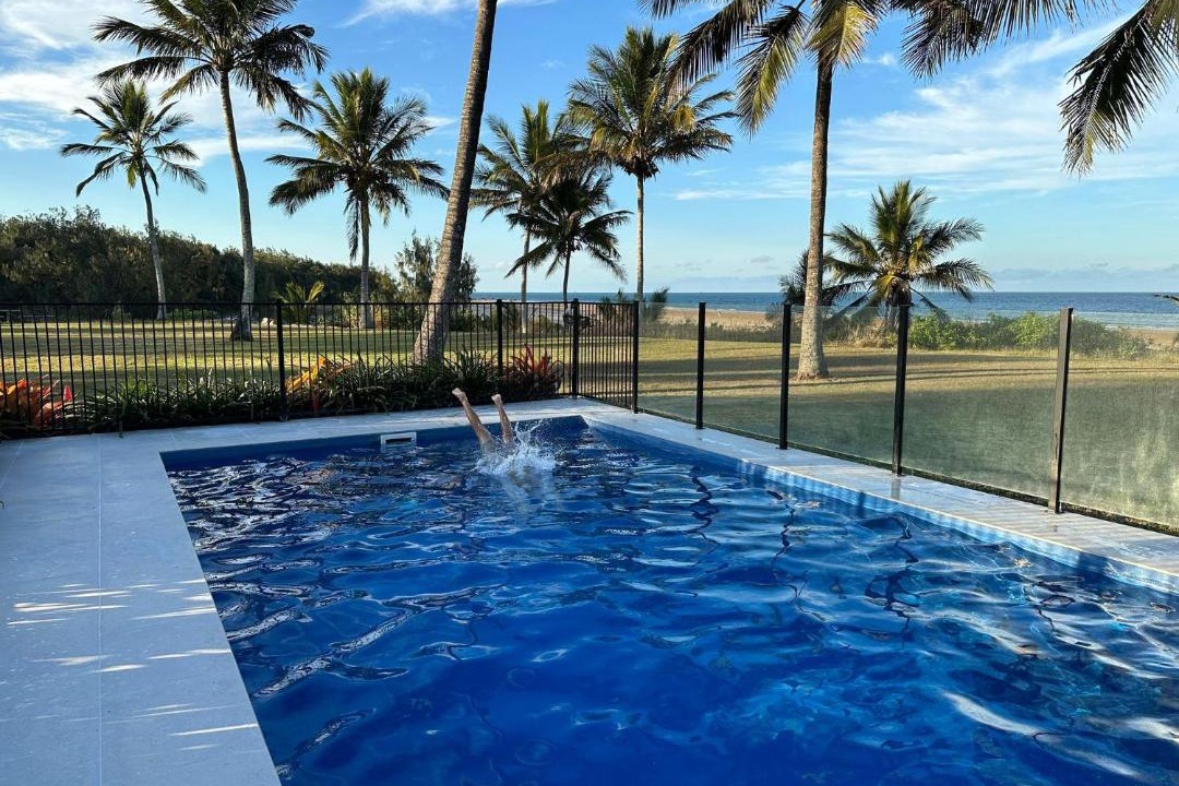 Sarina Beach Hotel | Sarina Beach Motel