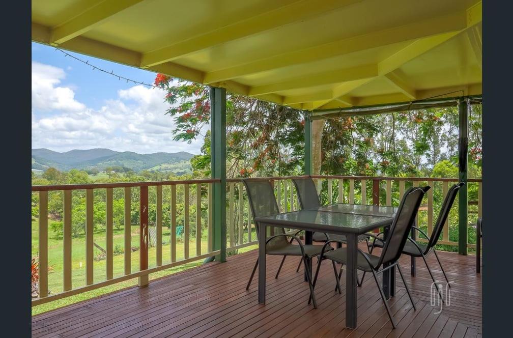 Amamoor Cabin | Amamoor Homestead and Country Cottages