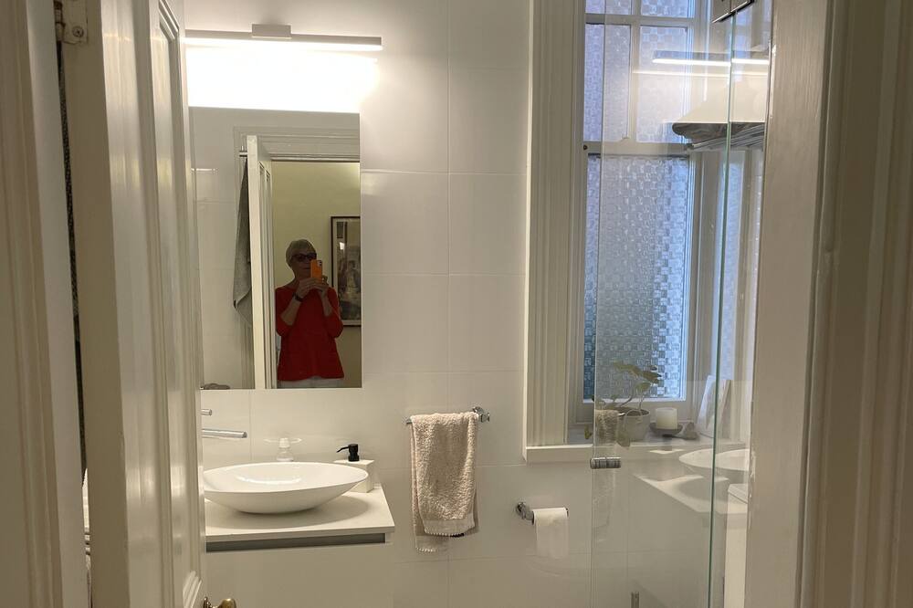 Photo of Bathroom in Neutral Bay