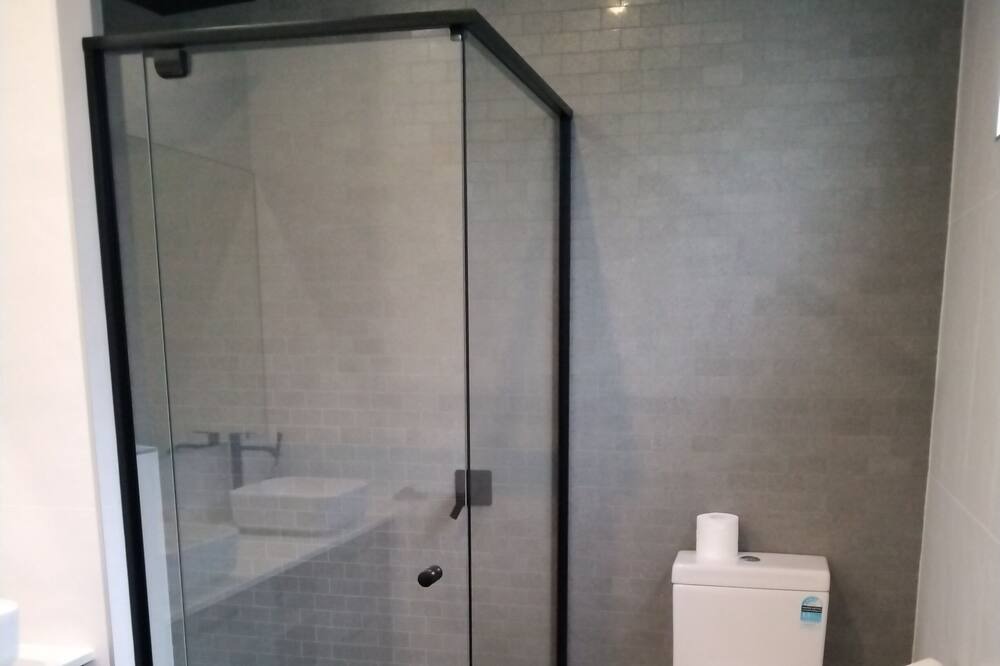 Photo of Bathroom in Pialba