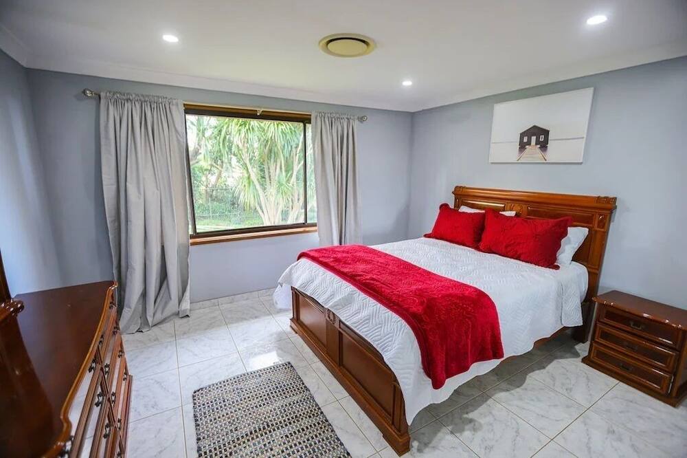 Photo of Bedroom in Mangrove Mountain