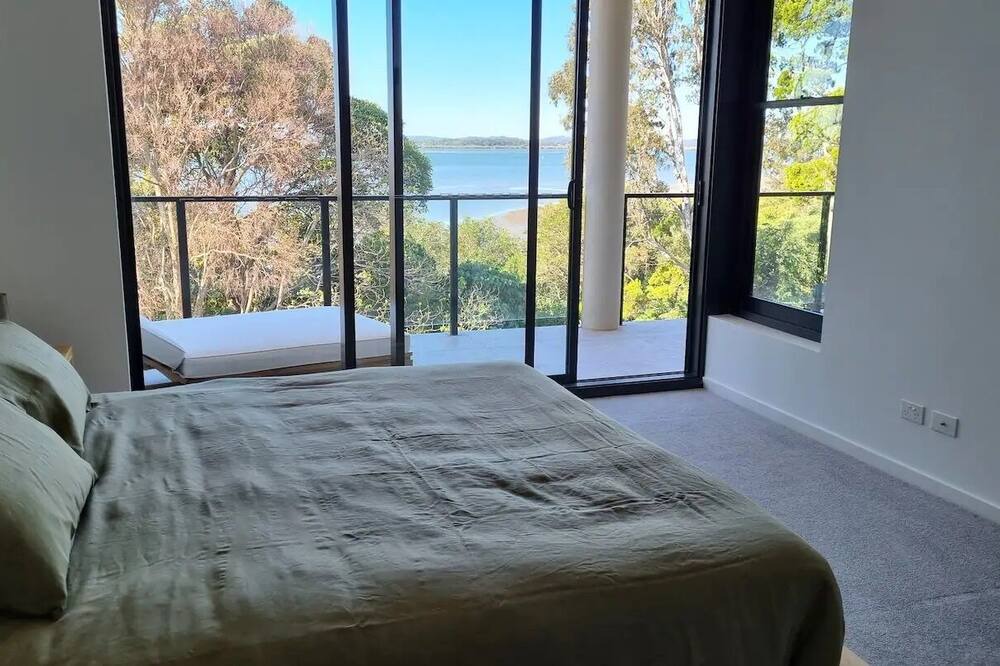Photo of Bedroom in Redland Bay